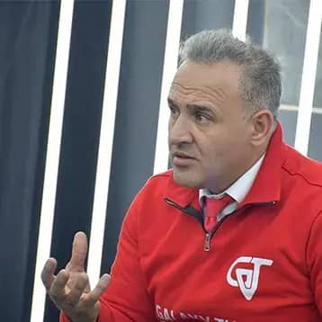 استاد جمشیدی مدرس دوره در گلکسی توربو