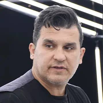 استاد سعید احمدی لیسه گیری مدرس دوره در گلکسی توربو